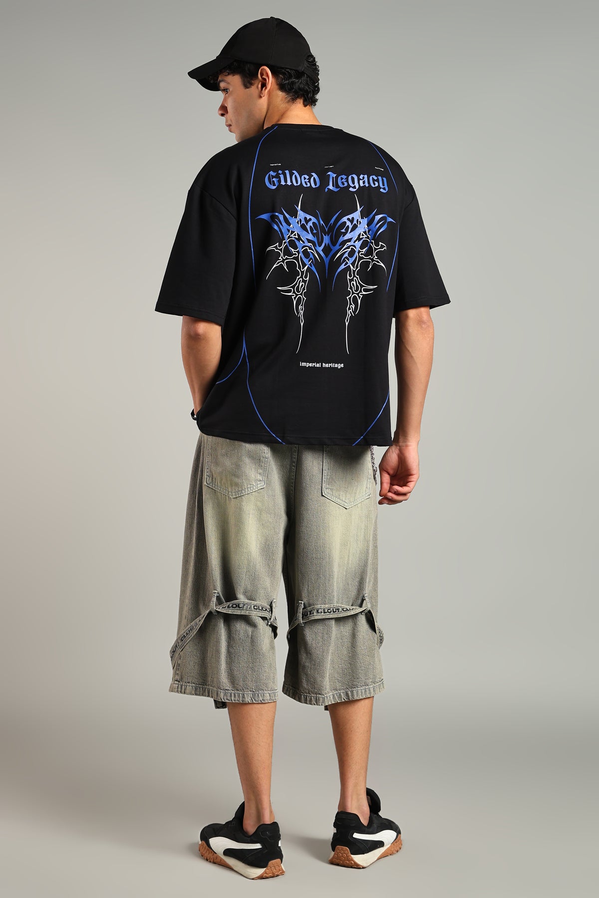 Aureum Legacy Oversized T-Shirt